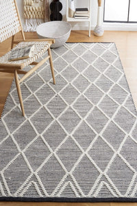 IVORY AND BLACK KILIM HAND WOVEN DHURRIE by Imperial Knots - Image 2