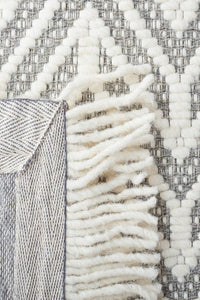 IVORY AND GREY KILIM HAND WOVEN DHURRIE by Imperial Knots - Image 4