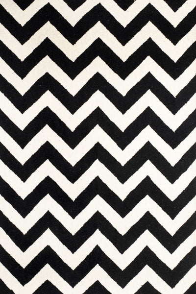 BLACK IVORY CHEVRON MODERN HAND TUFTED CARPET