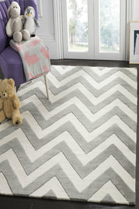 GREY AND IVORY CHEVRON HAND TUFTED CARPET by Imperial Knots - Image 2