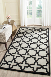 BLACK AND WHITE GEOMETRIC HAND TUFTED CARPET by Imperial Knots - Image 2