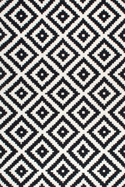 BLACK AND WHITE PIXEL HAND TUFTED RUG