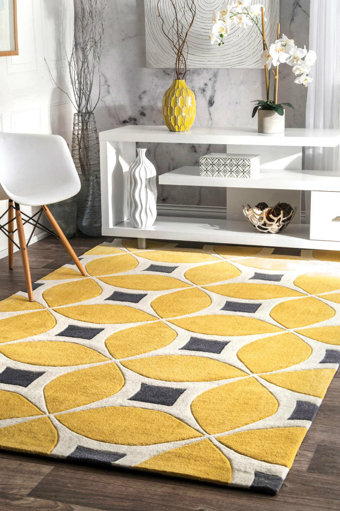 YELLOW CURVED DIAMOND HAND TUFTED CARPET