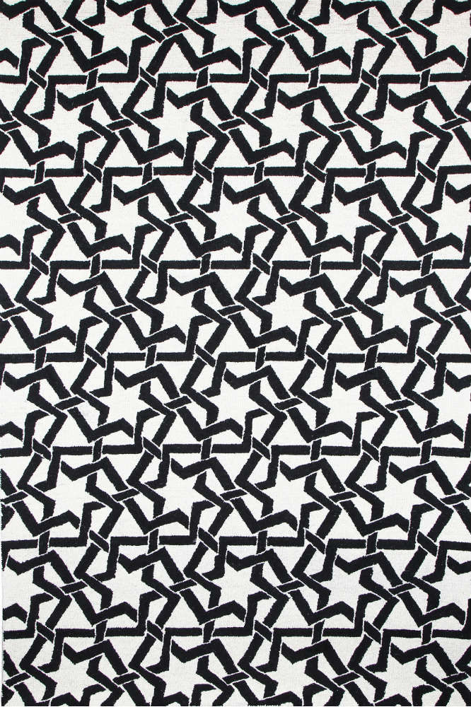 BLACK AND WHITE DIP DYED HAND TUFTED CARPET